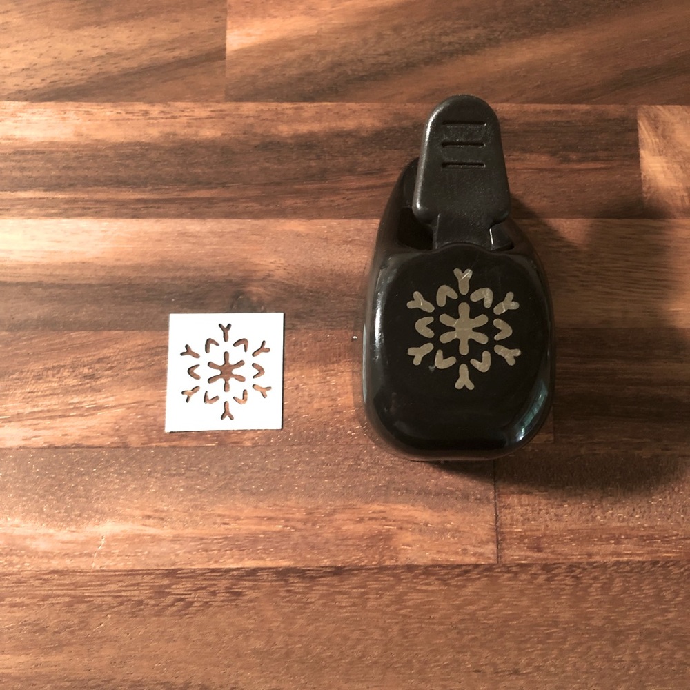 Stampin Up snowflake punch